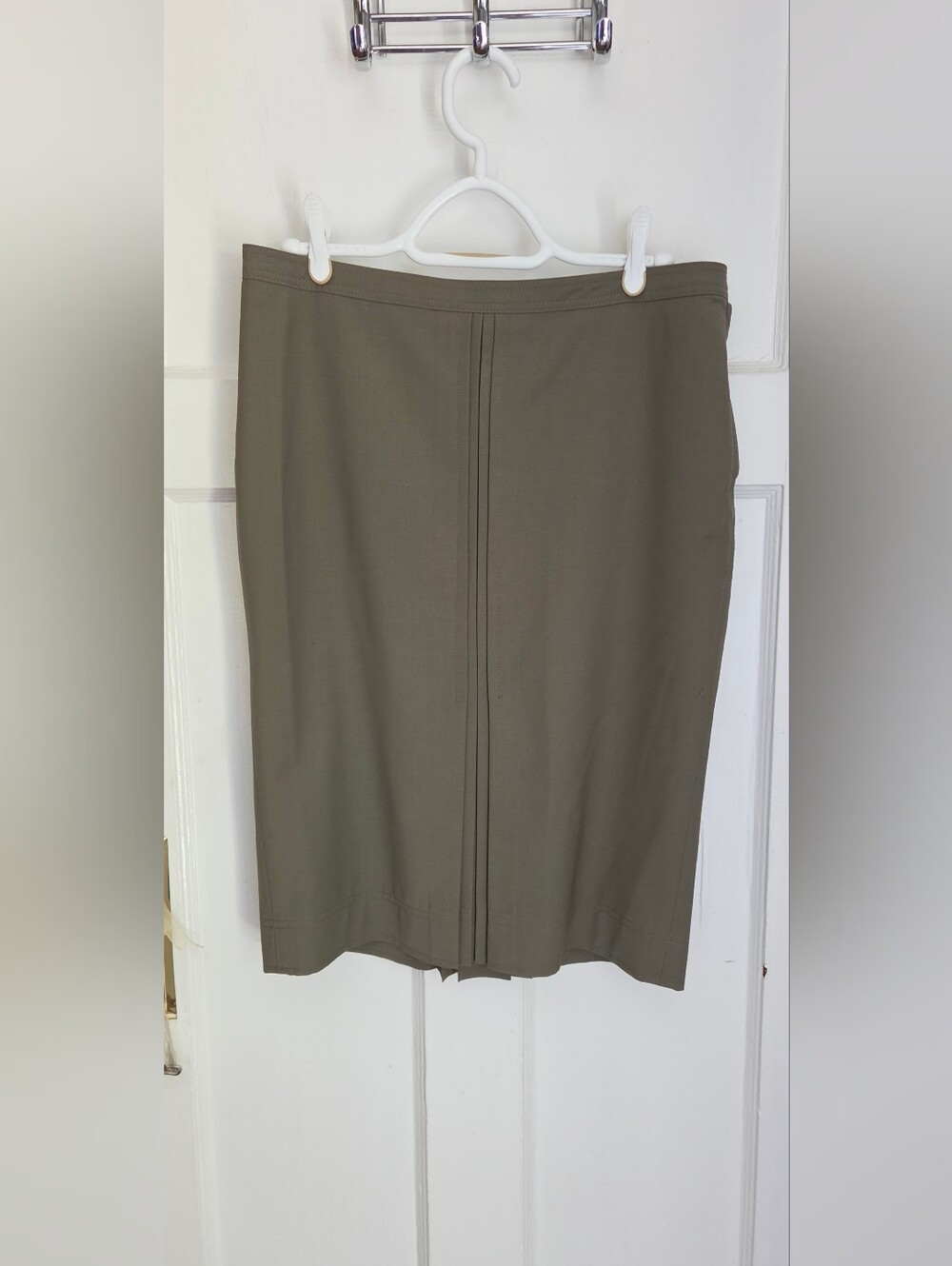Club Monaco Olive Green Pencil Skirt